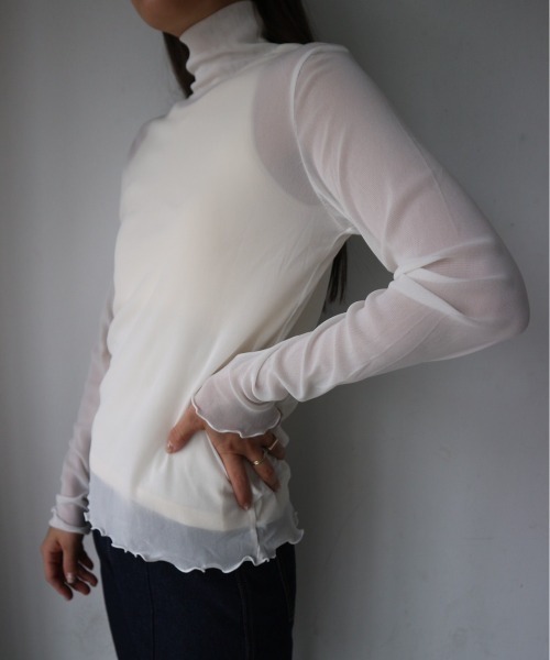TRUNC（トランクエイティーエイト）の「Sheer Highneck Pullover（Tシャツ/カットソー・レディース・アイボリー/ブラック・FREE）」の19枚目の写真