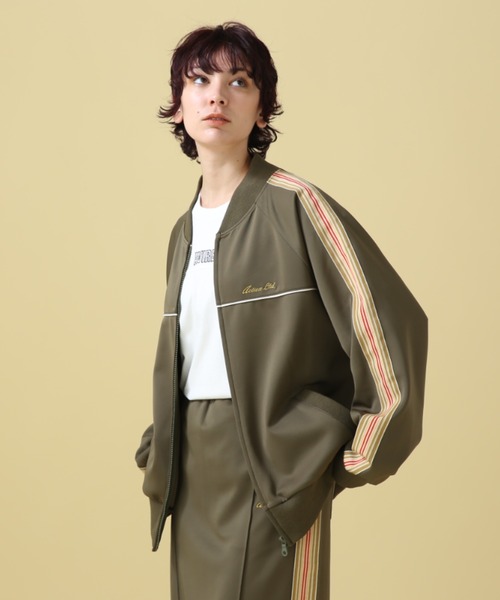 AVIREX（アヴィレックス）の「MA-1 TRUCKER JACKET/ MA-1トラッカージャケット（ジャージ・レディース・オリーブ系/ブルー系その他3・F）」の13枚目の写真