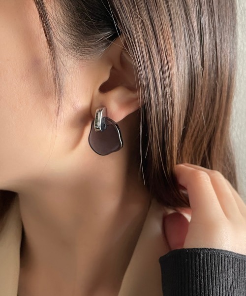 KuKuLu TOKYO】メタル × カラー ニュアンス クロス ピアス（ニッケル