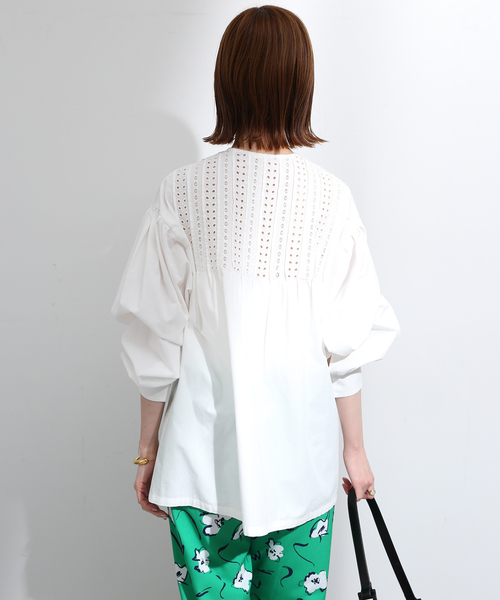 23ss 極美品✨ スローブイエナ カットワークタックブラウス 23ss 極美品✨ スローブイエナ カットワークタックブラウス