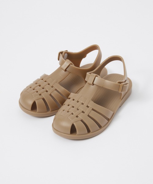 igor（イゴール）の「igor CLASICA イゴール クラシカ サンダル（サンダル・キッズ・グレー/ライトブルー/ブラック/ライトグレー/ピンク/レッド/ブラウン/カーキ/キャメル/レモンイエロー/ネイビー/ホワイト/ベビーピンク・15cm/14cm/16.5cm/12.5cm/18cm/14.5㎝/17cm/13cm/16cm/12cm）」の6枚目の写真