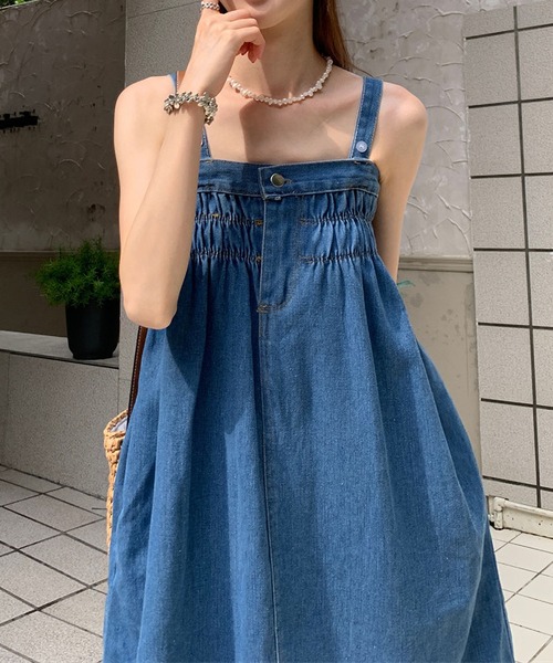 LOPASS(ロパス)の「バイカラー切り替えデニムキャミワンピース(ワンピース・レディース・ブルー・M/L)」の10枚目の写真