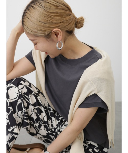 Samansa Mos2 blue（サマンサモスモスブルー）の「フレンチスリーブTシャツ（Tシャツ/カットソー・レディース・チャコールグレー/オフホワイト/パープル・F）」の17枚目の写真