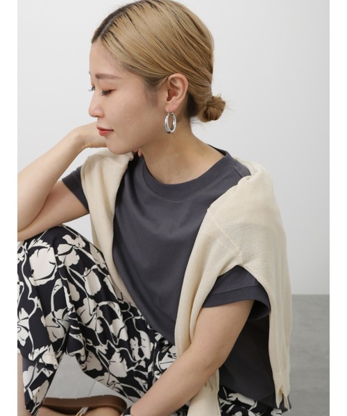 Samansa Mos2 blue（サマンサモスモスブルー）の「フレンチスリーブTシャツ（Tシャツ/カットソー・レディース・チャコールグレー/オフホワイト/パープル・F）」の19枚目の写真