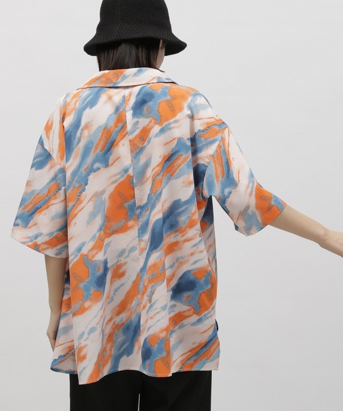 LAKOLE(ラコレ)の「マーブルプリントオーバーシャツ / 963113(シャツ/ブラウス・レディース・オレンジ/ブラック・SMALL/MEDIUM)」の16枚目の写真