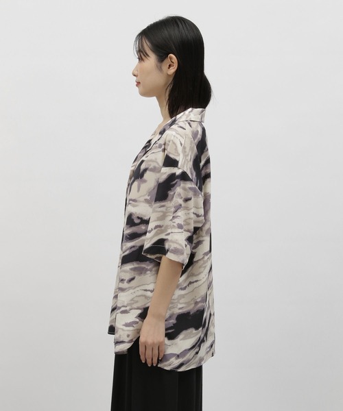 LAKOLE(ラコレ)の「マーブルプリントオーバーシャツ / 963113(シャツ/ブラウス・レディース・オレンジ/ブラック・SMALL/MEDIUM)」の8枚目の写真