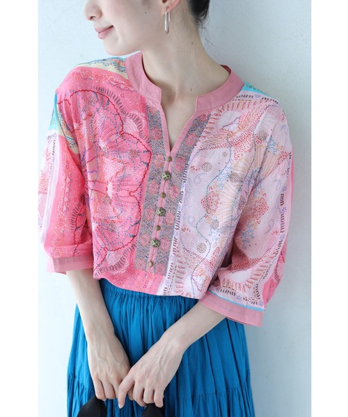 cawaii(カワイイ)の「ビジューがキラキラ輝くエスニック調シアーブラウストップス(シャツ/ブラウス・レディース・ピンク・FREE)」の22枚目の写真