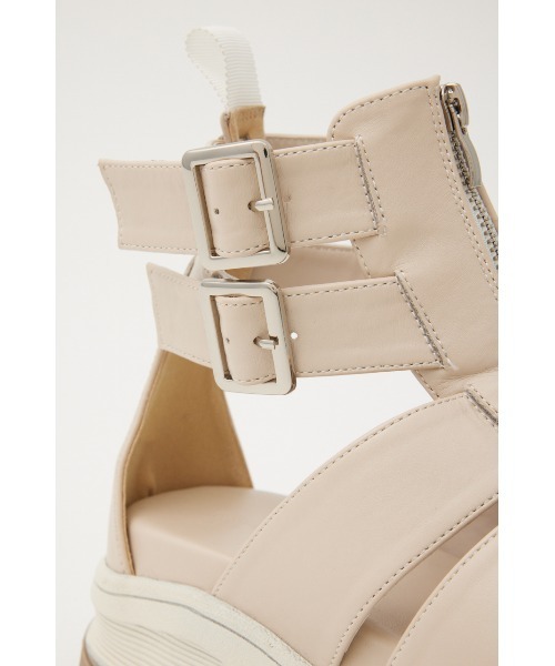 RODEO CROWNS WIDE BOWL（ロデオクラウンズワイドボウル）の「グラディエーターサンダル（サンダル・レディース・ブラック/アイボリー・MEDIUM/LARGE）」の4枚目の写真