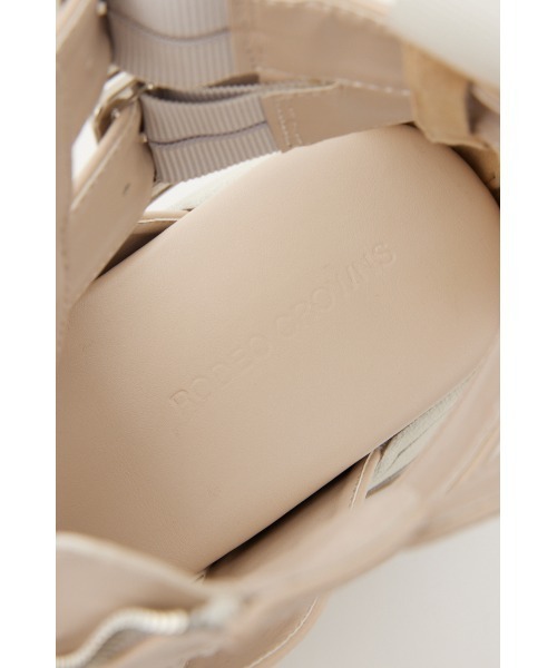 RODEO CROWNS WIDE BOWL（ロデオクラウンズワイドボウル）の「グラディエーターサンダル（サンダル・レディース・ブラック/アイボリー・MEDIUM/LARGE）」の6枚目の写真