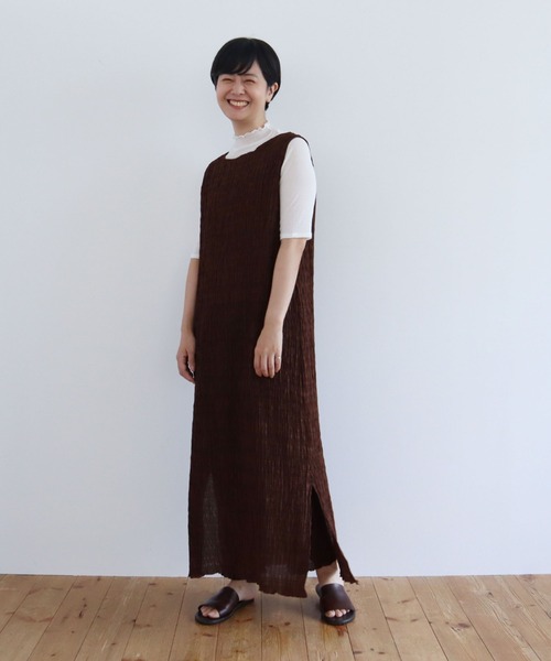 yuni（ユニ ）の「キュプラ ナイロン シャーリングワンピース  