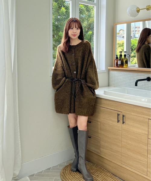 mic by Olu.（ミックバイオルドット）の「ウエストリボンニットカーディガン（カーディガン/ボレロ・レディース・ブルー/マスタード/ピンク系その他/カーキ・FREE）」の16枚目の写真