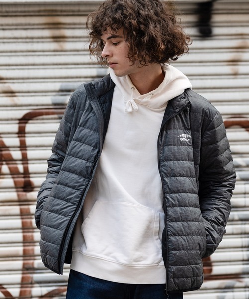 OUTDOOR PRODUCTS（アウトドアプロダクツ）の「【OUTDOOR PRODUCTS/アウトドアプロダクツ】スタンド軽量ダウンジャケット　パッカブル仕様　洗濯可能　撥水　抗菌　防臭　静電防止　防風　透湿機能（ダウンジャケット/コート・メンズ・ブルー系その他/チャコールグレー/カーキ/ブラック・X-LARGE/LARGE/MEDIUM）」の22枚目の写真