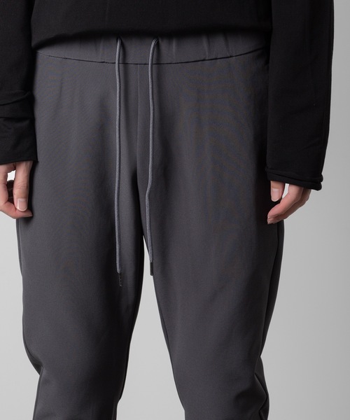 ATTACHMENT（アタッチメント）の「PE ハイカウントダブルクロス ジョガーパンツ / PE HIGH COUNT DOUBLE CLOTH JOGGER PANTS（その他パンツ・メンズ・グレー/ブラック・1/3/2/4）」の8枚目の写真