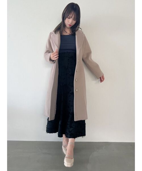 dazzlin(ダズリン)の「ウエストシェイプロングジャケットコート(その他アウター・レディース・ベージュ/アイボリー/グリーン・SMALL/MEDIUM)」の11枚目の写真