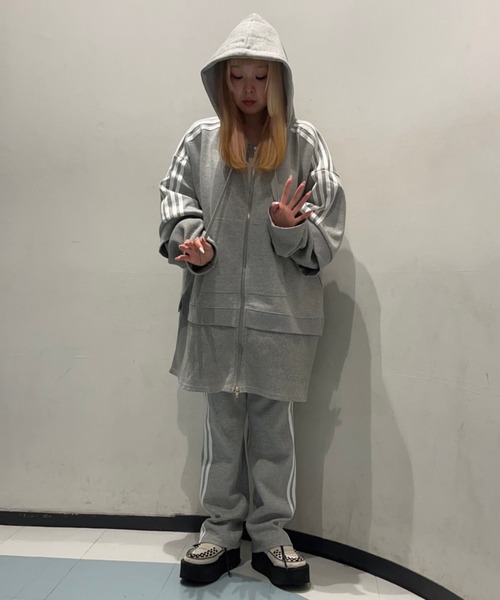 Candy Stripper（キャンディストリッパー）の「CND COMBINED ZIP UP フーディー（パーカー・レディース・ブラック/ヘザーグレー/グレー・2）」の10枚目の写真