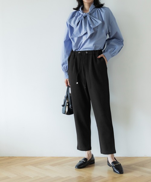 coca(coca)(コカ)の「裏起毛カットカルゼテーパードパンツ(その他パンツ・レディース・ブラック/ダークブラウン/ピンク/アイボリー・M/L)」の2枚目の写真