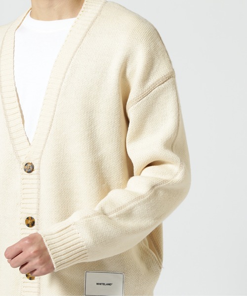 WHITELAND（ホワイトランド）の「【WEB&DEPOT限定】WHITELAND/ホワイトランド/LINE CARDIGAN（カーディガン/ボレロ・メンズ・ブラック/ラベンダー/アイボリー・F）」の8枚目の写真