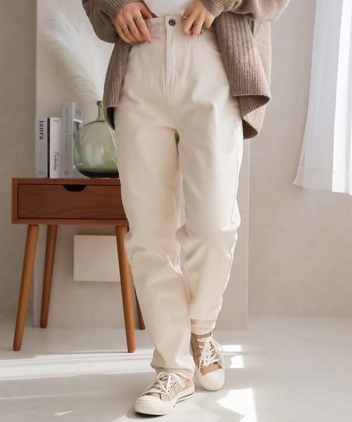 Social GIRL(ソーシャルガール)の「デニムテーパードパンツ(デニムパンツ・レディース・ブラック/ブルー/アイボリー・M/L)」の2枚目の写真