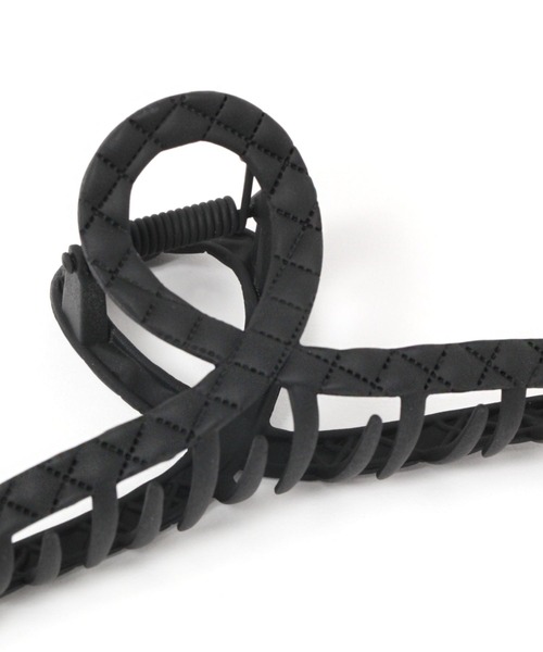 LAKOLE（ラコレ）の「マットキルト風ループバンスクリップ / 987692（バレッタ/ヘアクリップ・レディース・グレー/ベージュ/ブラック・FREE）」の6枚目の写真