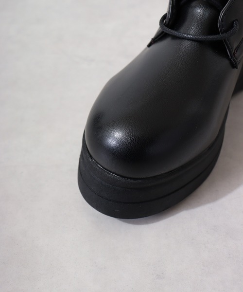 LOVEHUNTER(ラブハンター)の「LOVEHUNTER 厚底 ブーツ(ブーツ・レディース・アイボリー系2/アイボリー系1/ブラック系2/ブラック系1/ブラック/アイボリー・43/LL/S/42/41/L/40/SS/M/44)」の17枚目の写真