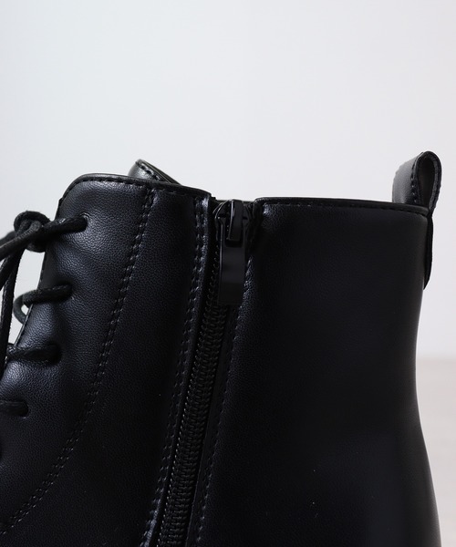 LOVEHUNTER(ラブハンター)の「LOVEHUNTER 厚底 ブーツ(ブーツ・レディース・アイボリー系2/アイボリー系1/ブラック系2/ブラック系1/ブラック/アイボリー・43/LL/S/42/41/L/40/SS/M/44)」の18枚目の写真