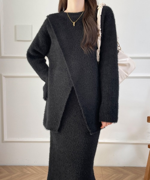 Diosfront(ディオスフロント)の「カシュクールシャギーニット&ハイウエストスカートセットアップ(セットアップ・レディース・アイボリー/ブラック・FREE)」の22枚目の写真