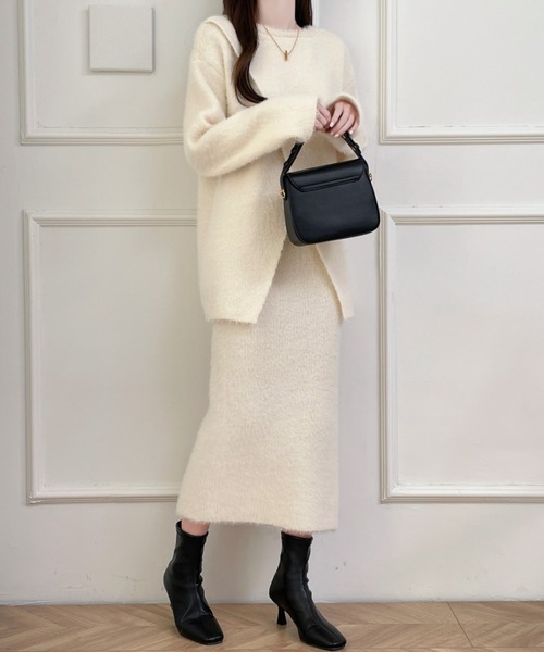 Diosfront(ディオスフロント)の「カシュクールシャギーニット&ハイウエストスカートセットアップ(セットアップ・レディース・アイボリー/ブラック・FREE)」の20枚目の写真