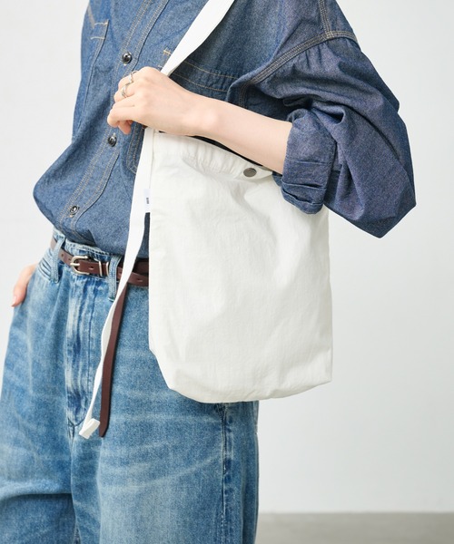 kha:ki（カーキ）の「「KHA:KI/カーキ」ミリタリーサコッシュ MID（ショルダーバッグ・レディース・ブラック/ホワイト/カーキ/ベージュ・FREE）」の10枚目の写真