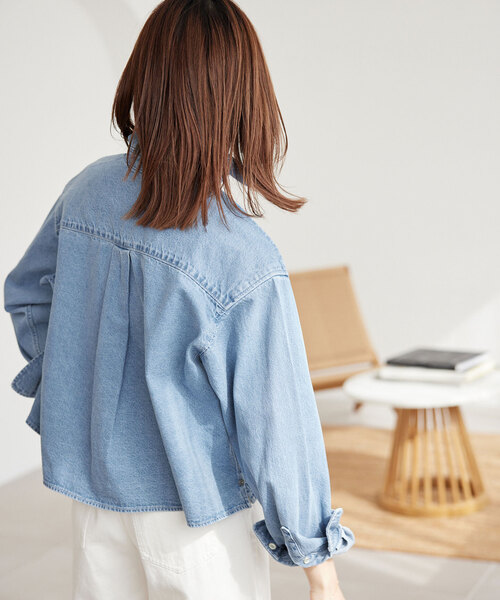 SLOBE IENA（スローブイエナ）の「LE DENIMクロップドシャツ