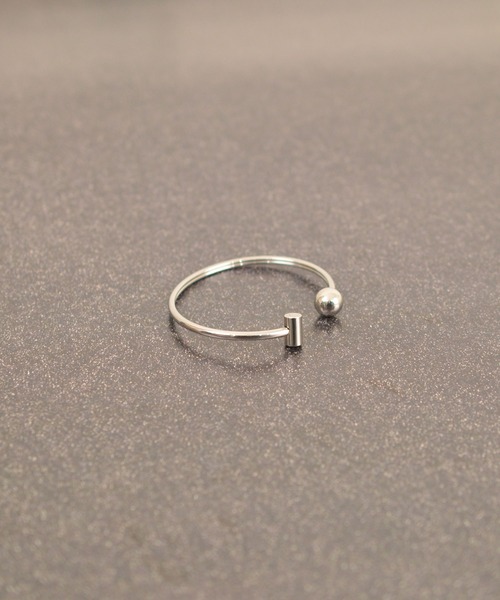 BROTHERHOOD（ブラザーフッド）の「【BROTHERHOOD】ボール＆Tバー バングル「サージカルステンレス316L」（バングル/リストバンド・メンズ・シルバー・FREE）」の3枚目の写真