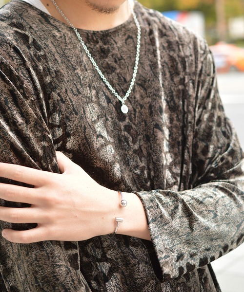 BROTHERHOOD（ブラザーフッド）の「【BROTHERHOOD】ボール＆Tバー バングル「サージカルステンレス316L」（バングル/リストバンド・メンズ・シルバー・FREE）」の4枚目の写真