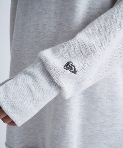 ROXY（ロキシー）の「HUGGABLE/ロキシーヘリンボーン裏毛リラクシングシルエットロングスウェットワンピース（ワンピース・レディース・ブラック系その他/グレー/ブラック・SMALL/LARGE/MEDIUM）」の12枚目の写真