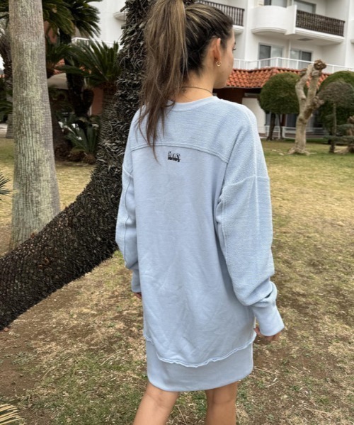 ROXY（ロキシー）の「HUGGABLE/ロキシーヘリンボーン裏毛リラクシングシルエットロングスウェットワンピース（ワンピース・レディース・ブラック系その他/グレー/ブラック・SMALL/LARGE/MEDIUM）」の18枚目の写真