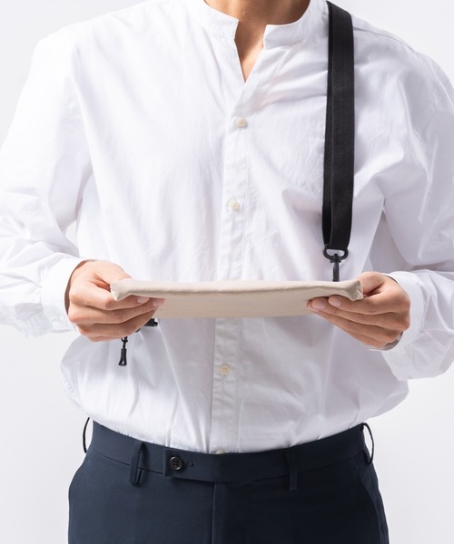 MURA(ムラ)の「R-PET(リサイクルポリエステル) 撥水 抗菌 サステナブル サコッシュ(ショルダーバッグ・メンズ・ブラック/グレー/サンドグレー・FREE)」の13枚目の写真