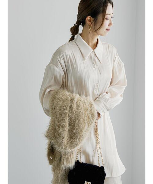 Te chichi(テチチ)の「割線サテンチュニックシャツ(シャツ/ブラウス・レディース・オフホワイト/グレー/グリーン・F)」の2枚目の写真