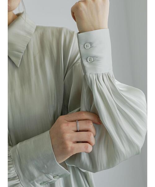 Te chichi(テチチ)の「割線サテンチュニックシャツ(シャツ/ブラウス・レディース・オフホワイト/グレー/グリーン・F)」の21枚目の写真
