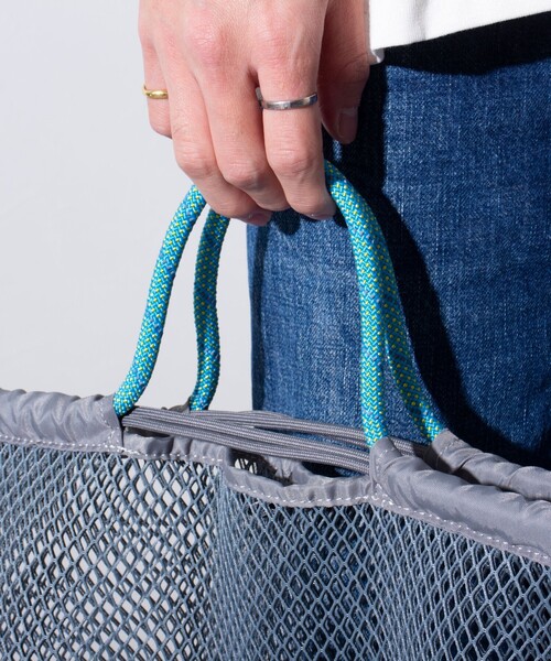 OUTDOOR PRODUCTS(アウトドアプロダクツ)の「【OUTDOOR PRODUCTS/アウトドアプロダクツ】2WAY Drawsting Bag メッシュトートバッグ/リュック(バックパック/リュック・メンズ・ブラック/サックスブルー/ホワイト・FREE)」の5枚目の写真