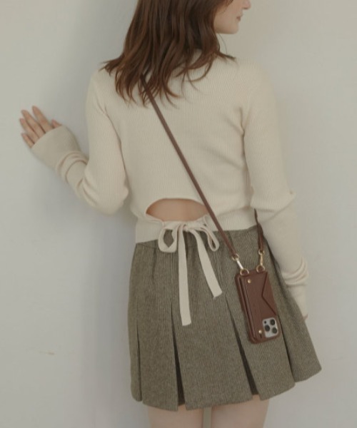 ACYM（アシーム）の「Back tie marshmallow ニット（ニット/セーター・レディース・ブラックミックス/ブラック/アイボリー・FREE）」の2枚目の写真