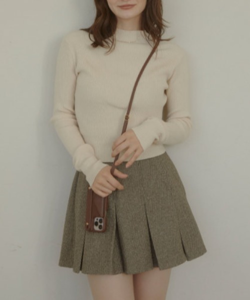 ACYM（アシーム）の「Back tie marshmallow ニット（ニット/セーター・レディース・ブラックミックス/ブラック/アイボリー・FREE）」の4枚目の写真