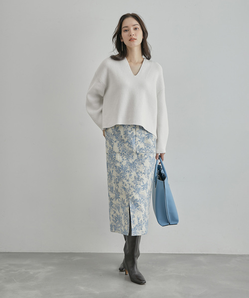 ROPE'（ロペ）の「畦編みVネックニット（ニット/セーター・レディース・ホワイト/ネイビー/ピンク/イエロー・FREE）」の6枚目の写真