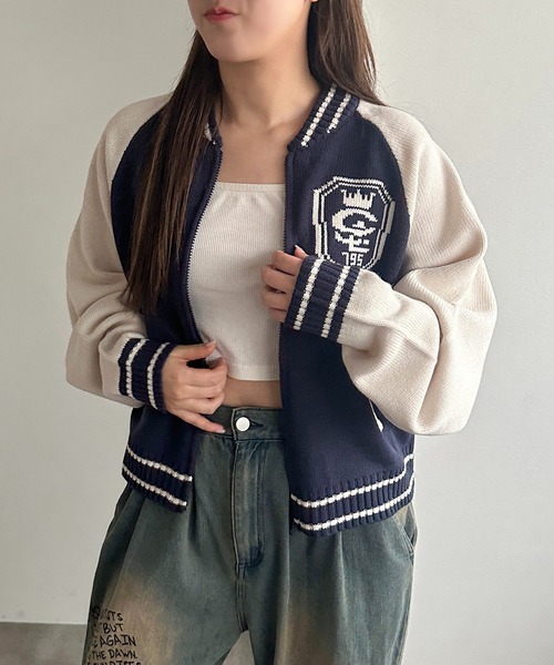 apres jour mignon（アプレジュールミニョン）の「スタジャン風ニット