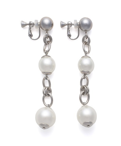 Mila Owen（ミラオーウェン）の「パールチェーンロングイヤリング（イヤリング・レディース・シルバー/ゴールド・FREE）」の7枚目の写真