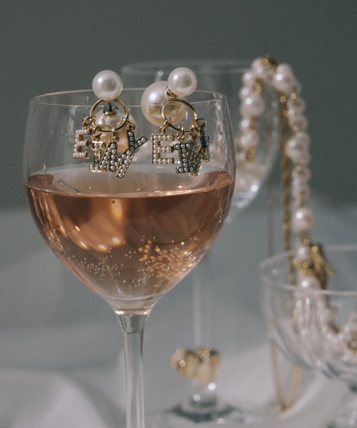 EIMY ISTOIRE（エイミーイストワール）の「Silky Pearl EIMYサークルピアス（ピアス（両耳用）・レディース・ゴールド・FREE）」の6枚目の写真