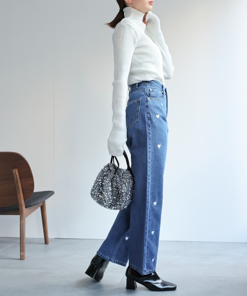 sakishimatokyo（サキシマトーキョー）の「【3サイズ展開】ハート刺しゅうデニムパンツ/ジーンズ（デニムパンツ・レディース・ブルー/ライトブルー・MEDIUM/SMALL/LARGE）」の10枚目の写真