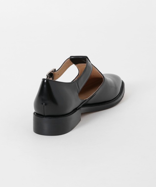 ARTESANOS（アルテサノス）の「ARTESANOS　Tバーストラップパンプス（パンプス・レディース・ブラック・36/37/38）」の5枚目の写真