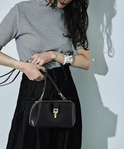 未使用　BALLY お財布ポシェット　財布 ショルダーバッグ セール】ショルダーウォレットバッグ お財布ショルダー お財布