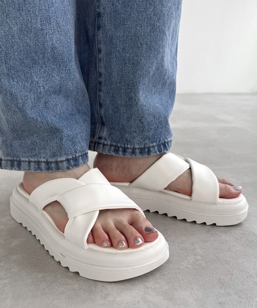 Miniministore(ミニミニストア)の「厚底サンダル レディースフラットサンダル(サンダル・レディース・アイボリー/ライトイエロー/ブラック/ホワイト・23.5cm/22.5cm/24.0cm/23.0cm/24.5cm)」の15枚目の写真