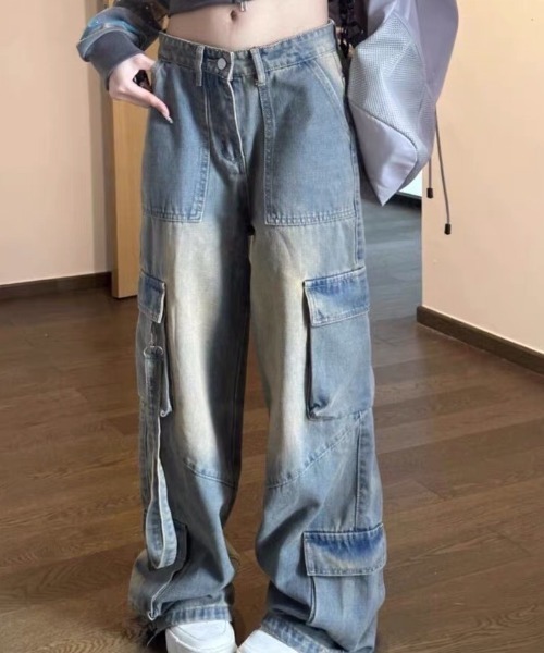 Sibra(シブラ)の「オーバーダイワイドバギーカーゴデニム(デニムパンツ・レディース・サックスブルー・M)」の6枚目の写真