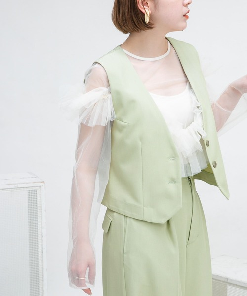 KBF(ケイビーエフ)の「コンパクトベスト(ベスト・レディース・モカ/グリーン系その他・ONE)」の1枚目の写真