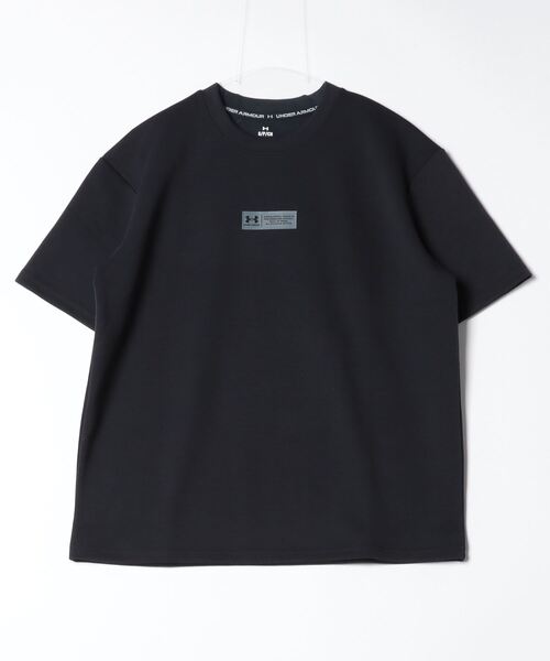 UNDER ARMOUR（アンダーアーマー）の「アンダーアーマー  UAオーバーサイズ バック グラフィック ショートスリーブTシャツ（Tシャツ/カットソー・メンズ・グリーン/ペールイエロー/ブラック・S/M/L/LL/3L）」の2枚目の写真